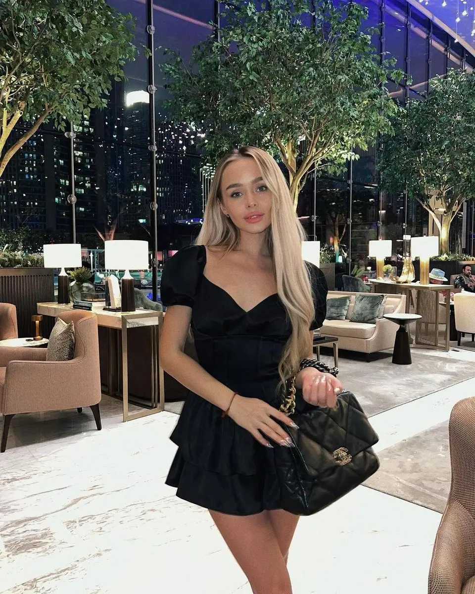 Tegan escort in London